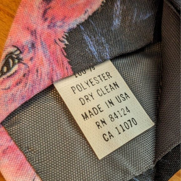 Vintage 1994 Ralph Marlin Necktie Blaine Helman Art Pink Pig Neck Tie Novelty - Picture 5 of 5